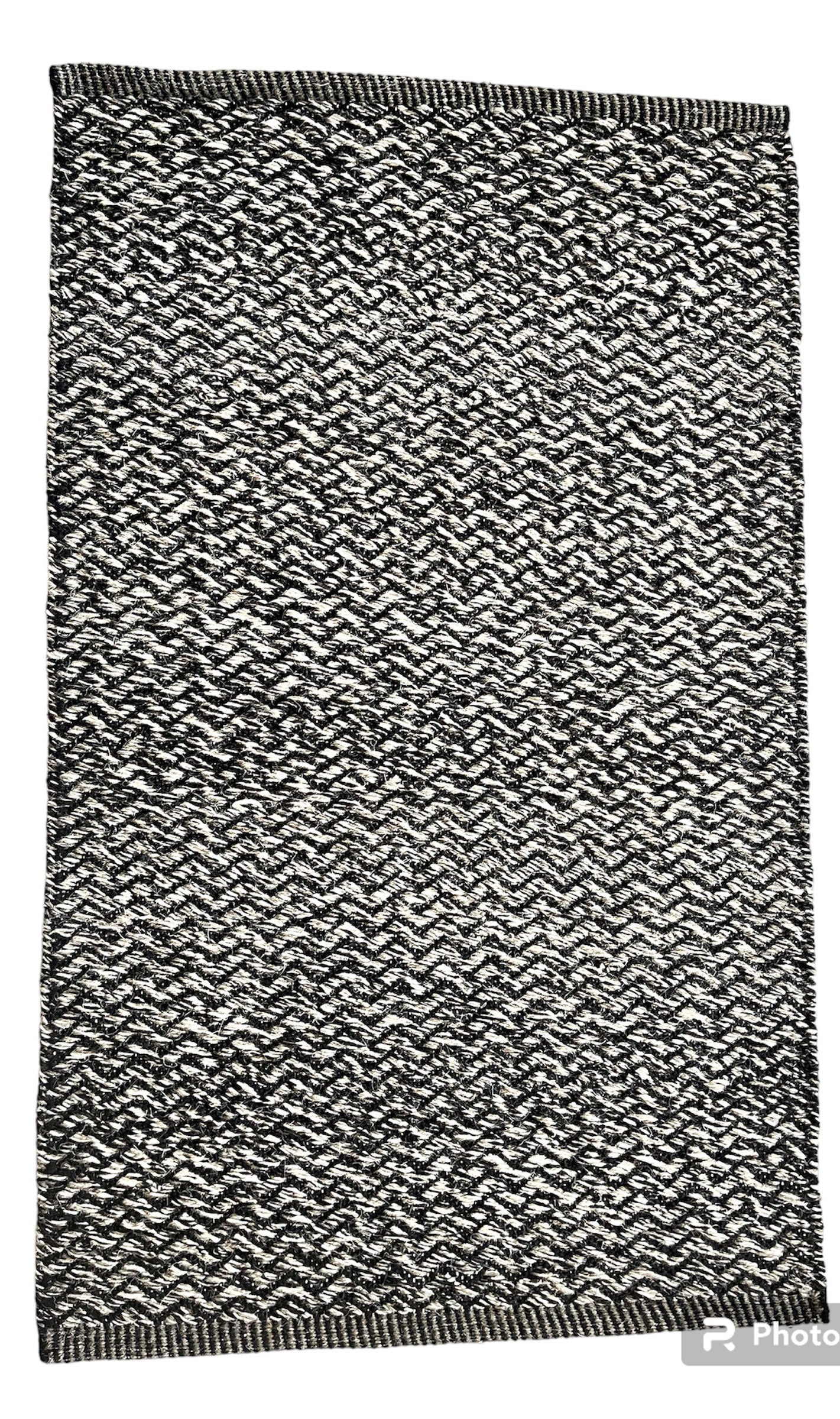 Handmade Chevron stripe wool Rug