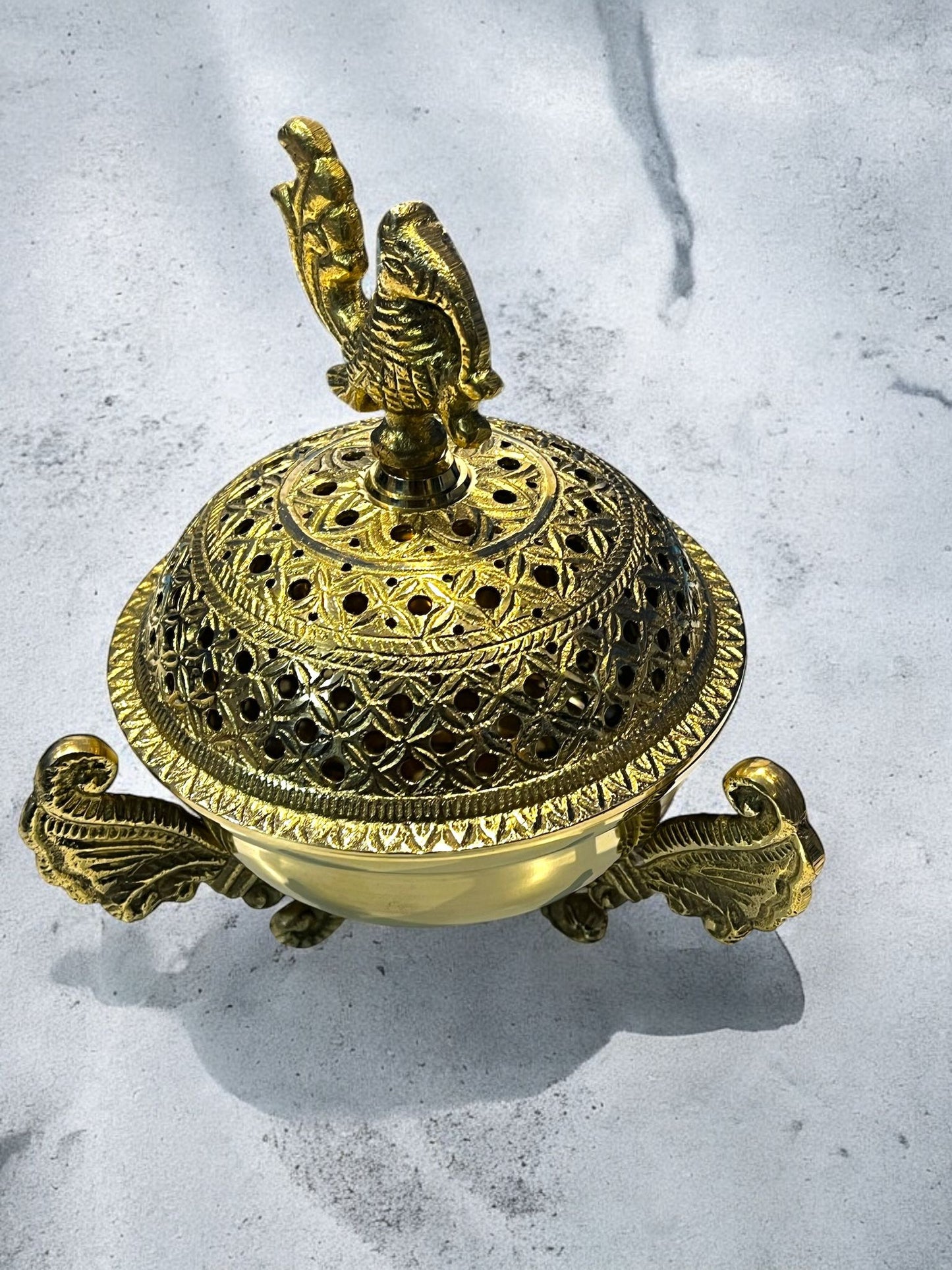 Brass Dhoop dani