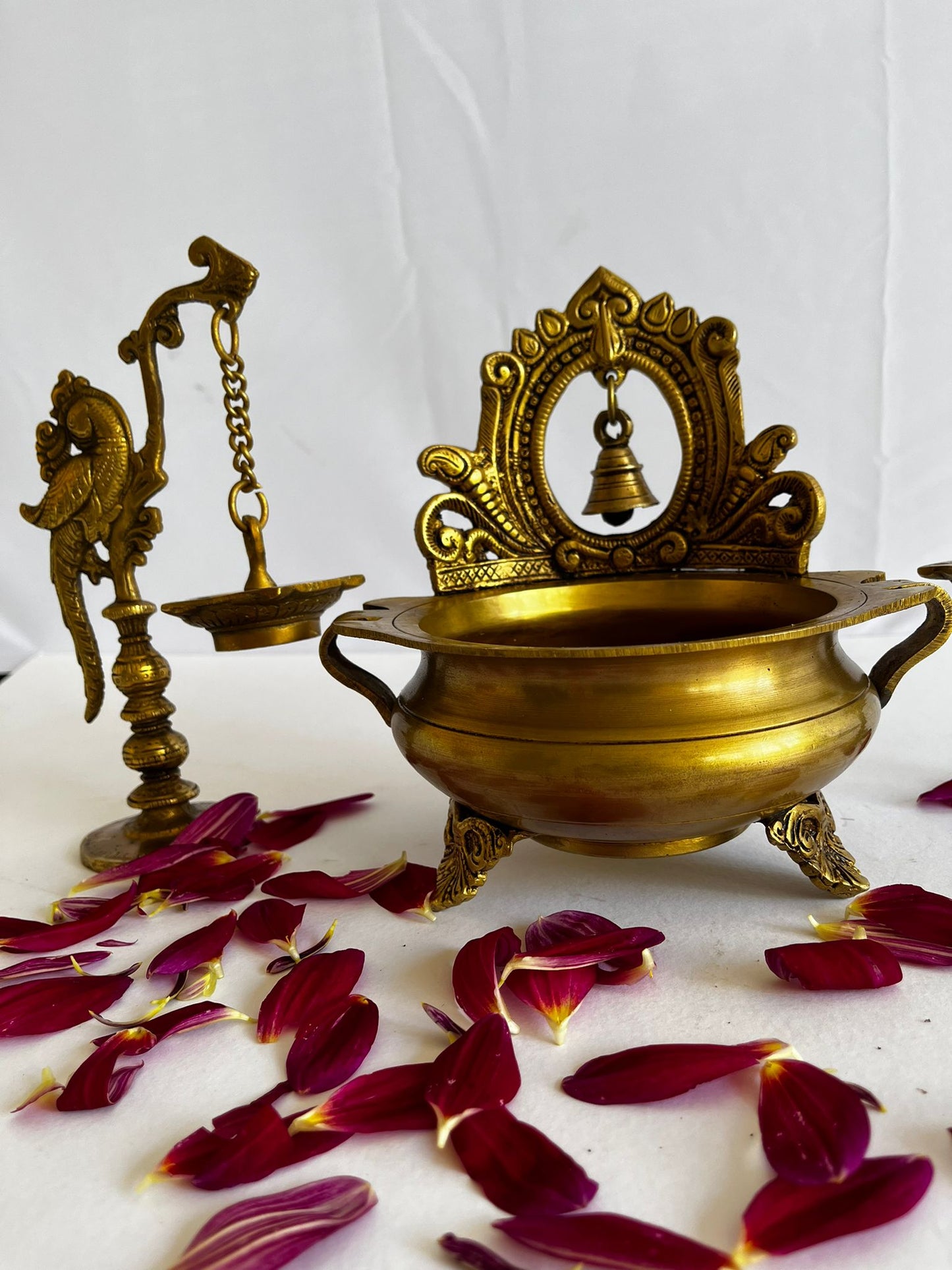 Meera brass urli (decorative bowl). Festive vibe/Indian decor/Diwali/ Indian home/Brass decoratives.
