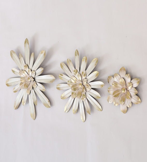Iron Metal Decorative Flower Wall Hanging Art - Set of 3