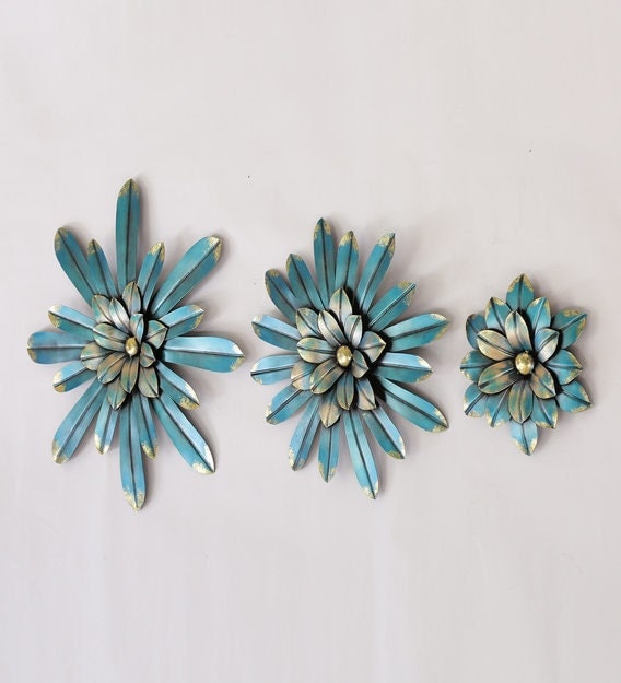 Iron Metal Decorative Flower Wall Hanging Art - Set of 3