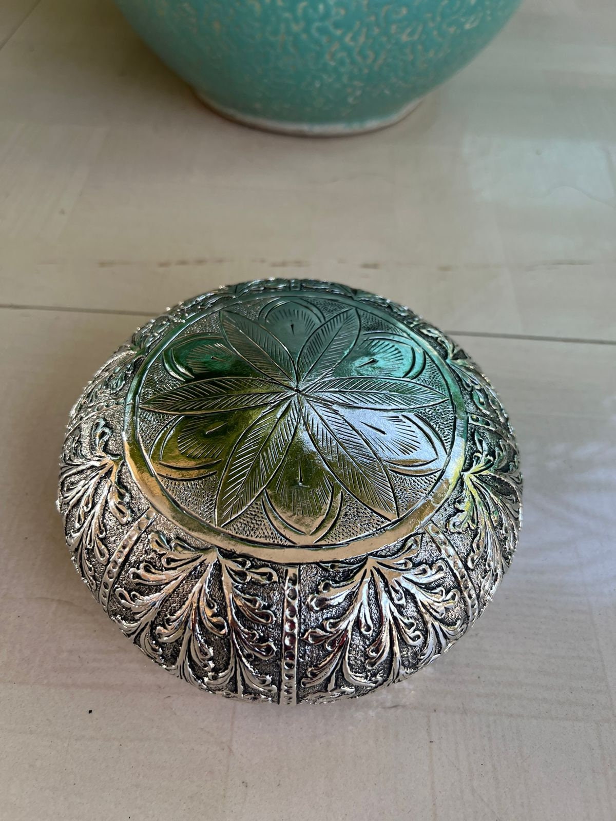 German Silver Decorative Flower Urli