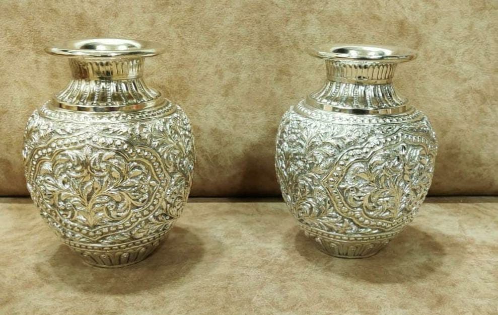 German silver decorative vase. Set of 2