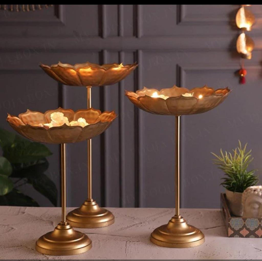 Lotus urli with stand 3 pcs set