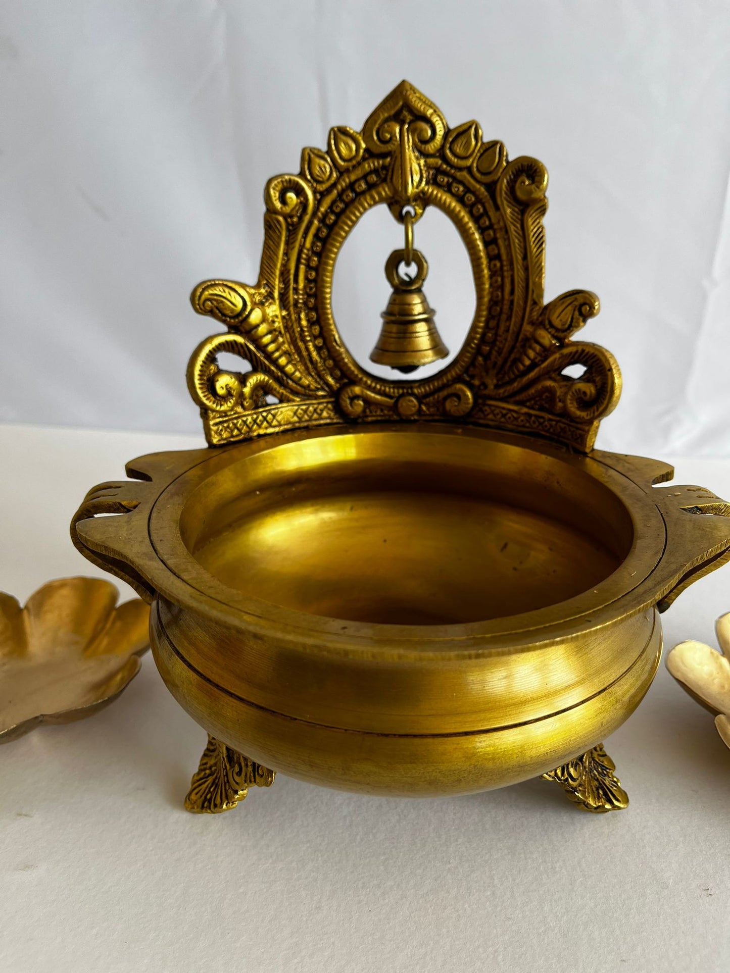 Meera brass urli (decorative bowl). Festive vibe/Indian decor/Diwali/ Indian home/Brass decoratives.