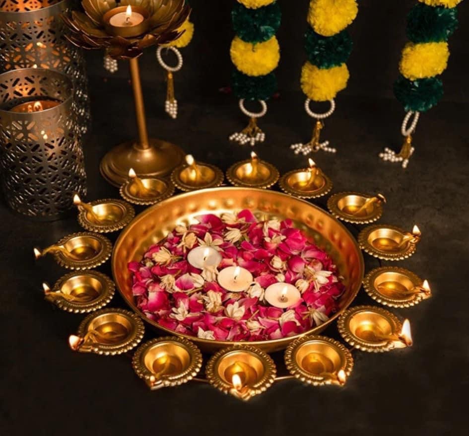 Decorative lamp shaped Diya urli, Urli with diya, decorative bowl, Diwali Diya